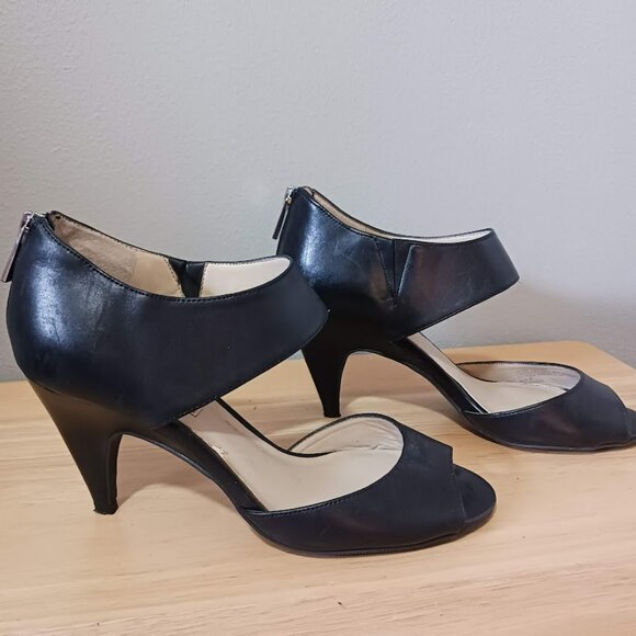 INC International Concepts Black Peep Toe Heels Zipper Back Size 6 - Picture 2 of 9